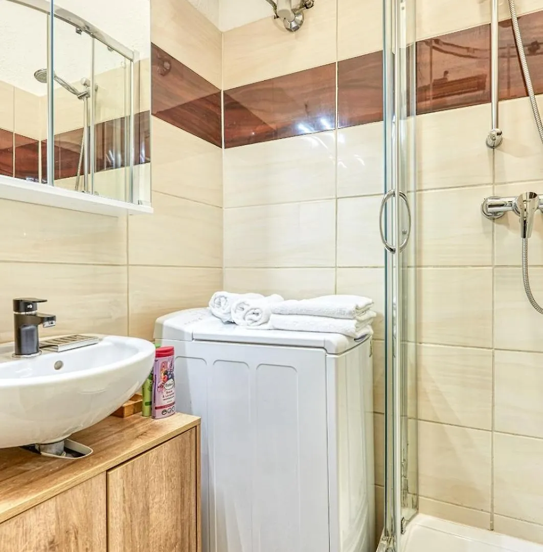 Lovely Airbnb Near Schoenbrunn Apartment Vienna