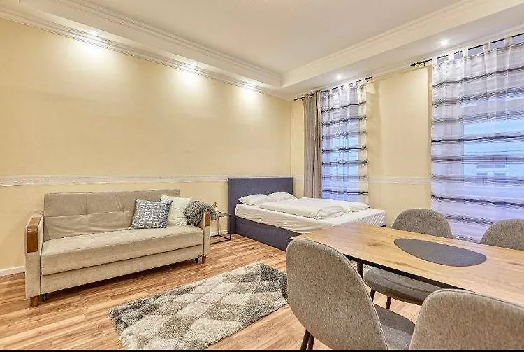 Lovely Airbnb Near Schoenbrunn Apartment Vienna