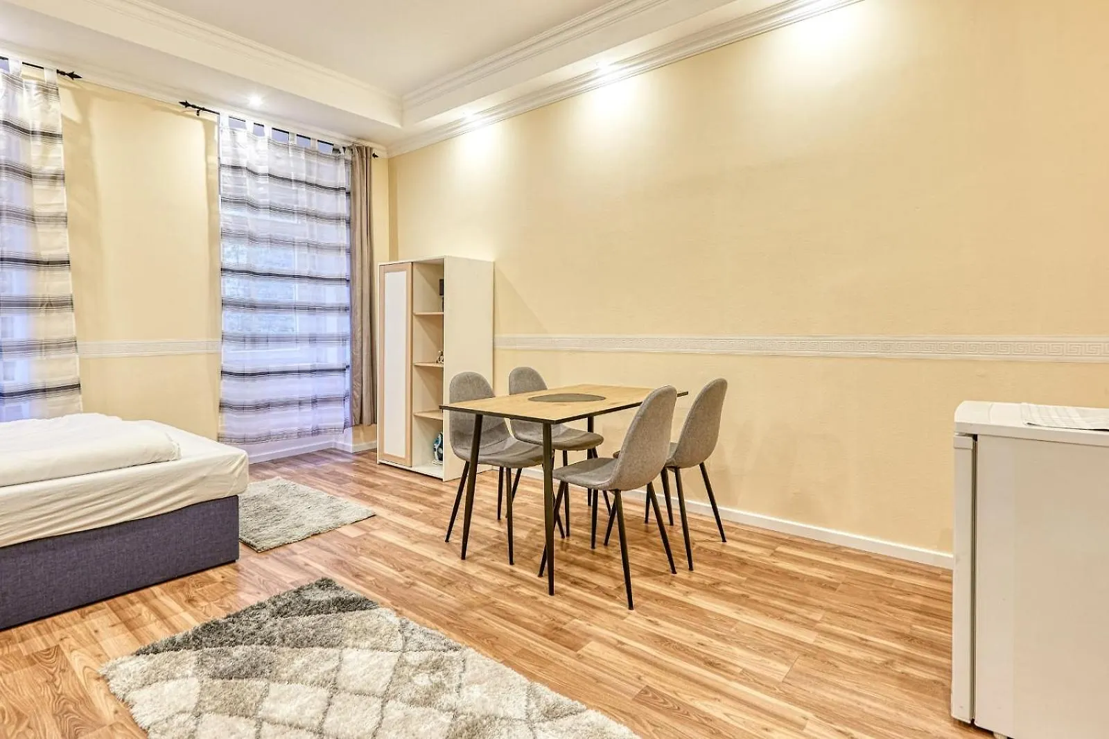 Lovely Airbnb Near Schoenbrunn Apartment Vienna Austria